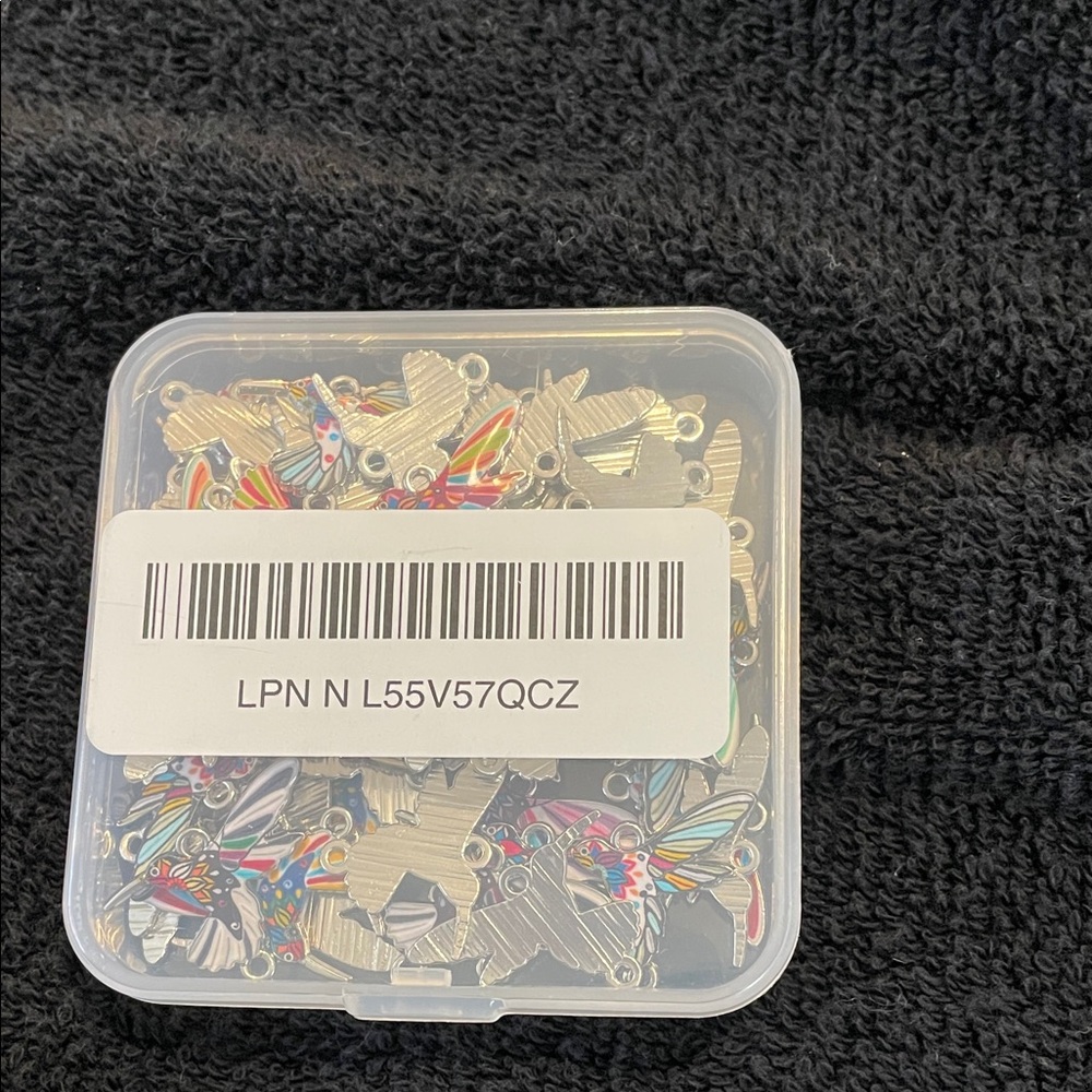 60 Colorful Hummingbird Charms nwt - Picture 2 of 11